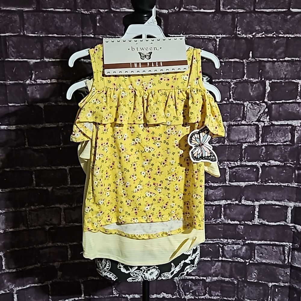 BTween  Girls 4 piece Floral Set Size 5T